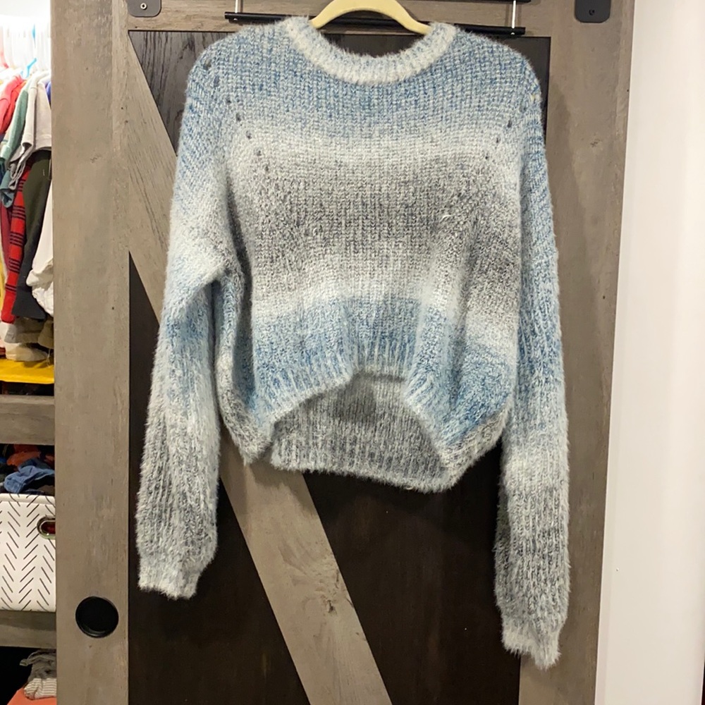 Crop Top Sweater | Medium